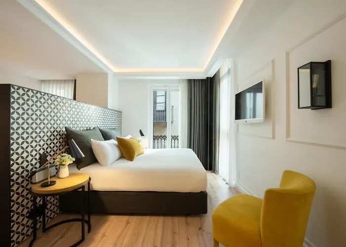Hotel Serras 5*