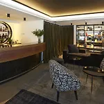 호텔 Serras